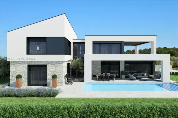 13 Rosini, ,  