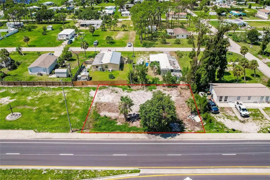 3220 Placida, Englewood, FL 34224 - #2