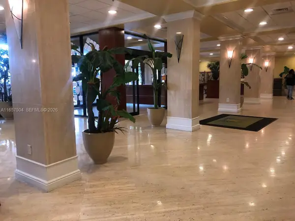 400 Kings Point Drive #328, Sunny Isles Beach, FL 33160