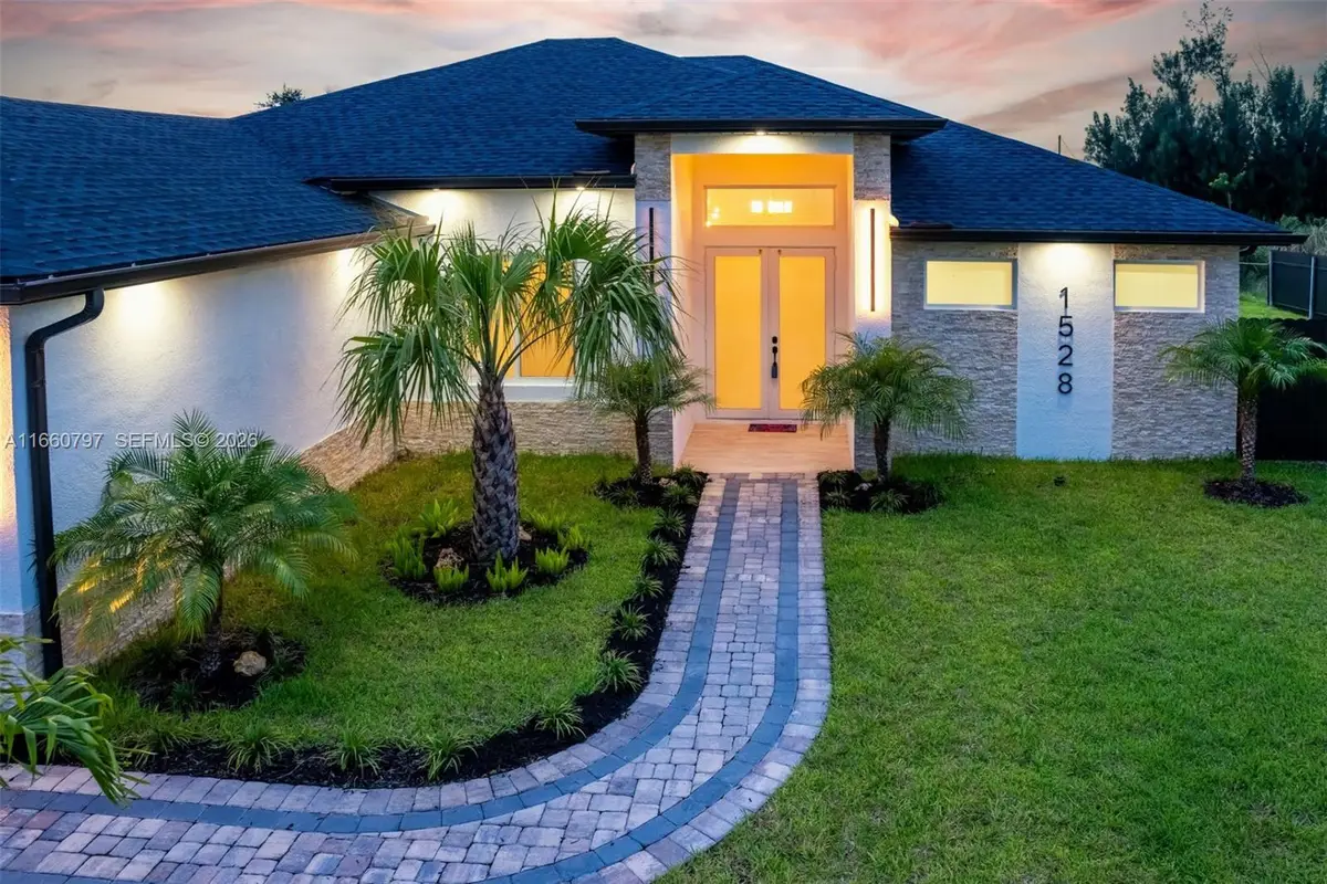 1528 SW 15th Avenue, Cape Coral, FL 33991 - #1