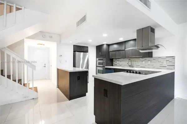 20350 W Country Club Drive #123, Aventura, FL 33180