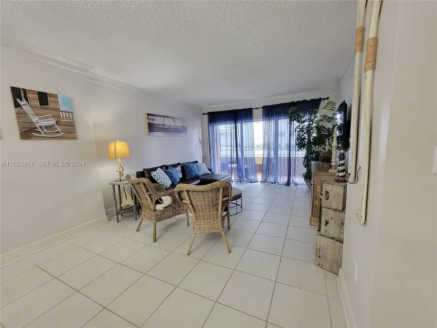 1980 S Ocean Drive #2C, Hallandale Beach, FL 33009 - #3