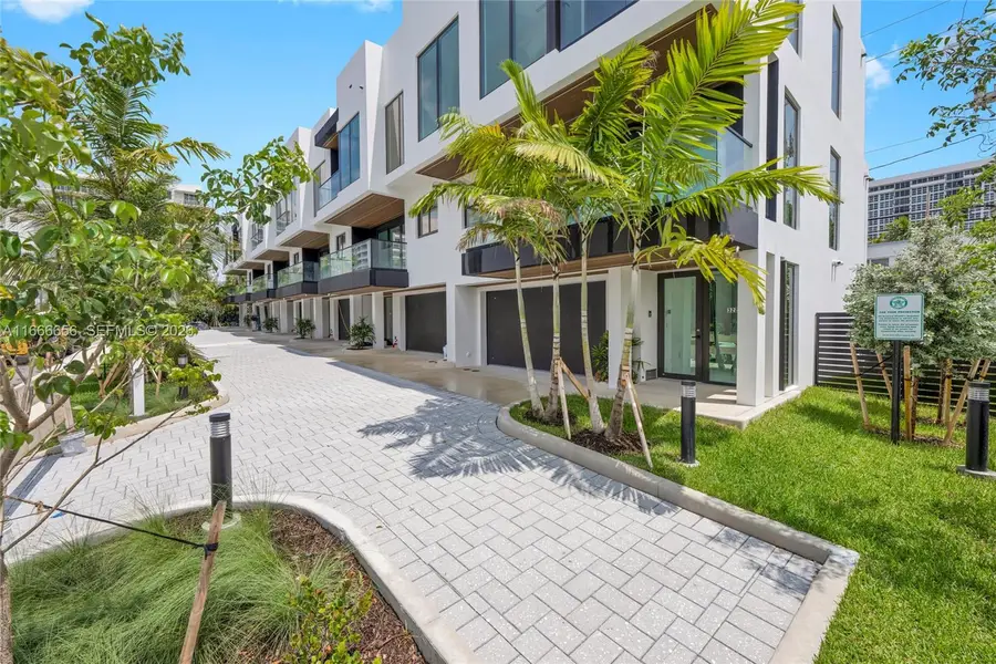 3222 NE 7th Street #2, Pompano Beach, FL 33062 - #2