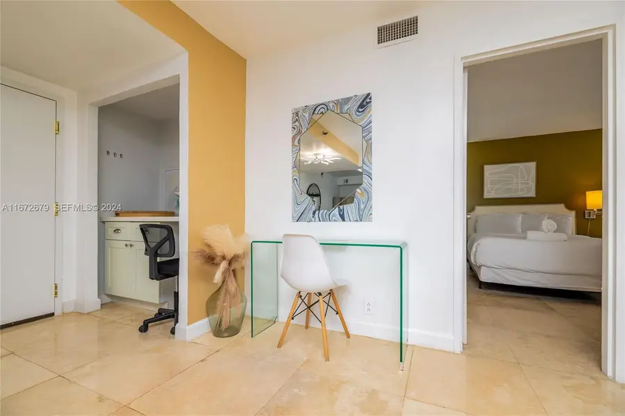 5225 Collins Avenue #1114, Miami Beach, FL 33140 - #3