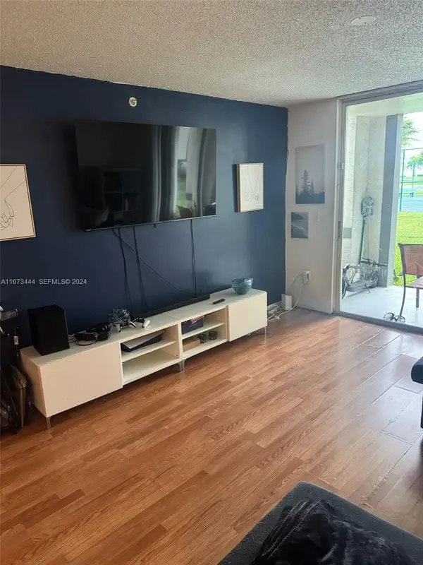 4580 NW 107th Avenue #10413, Doral, FL 33178