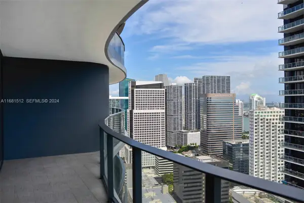 1000 Brickell Plaza #3307, Miami, FL 33131