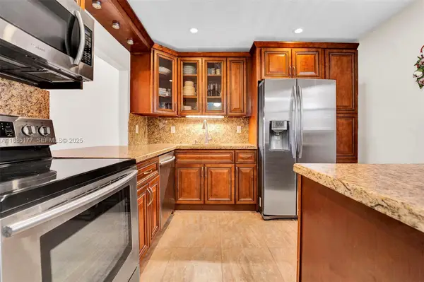 410 SE 2nd Street #220, Hallandale Beach, FL 33009