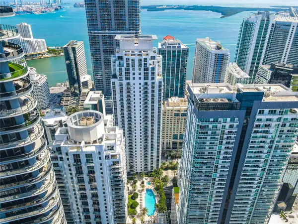 1060 Brickell Avenue #409, Miami, FL 33131