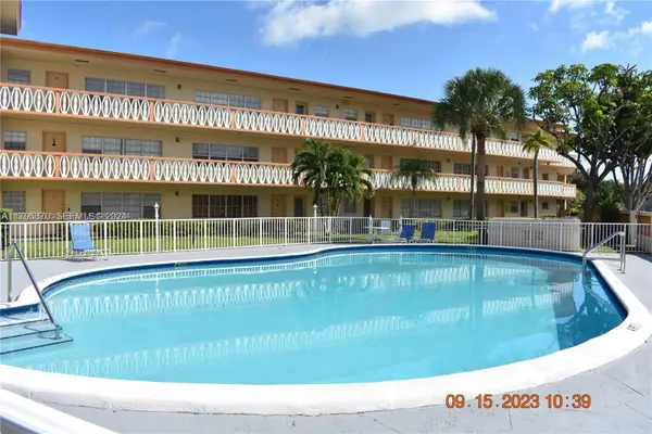 11855 NE 19th Drive #8, North Miami, FL 33181