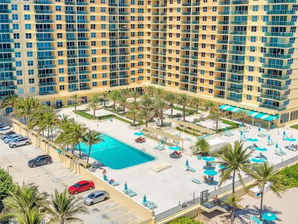 2501 S Ocean Drive #809, Hollywood, FL 33019