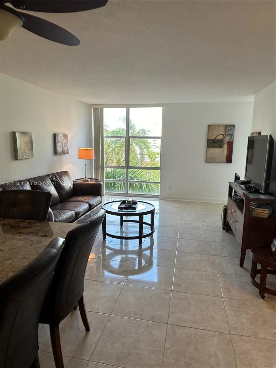 210 172nd Street #523, Sunny Isles Beach, FL 33160 - #3