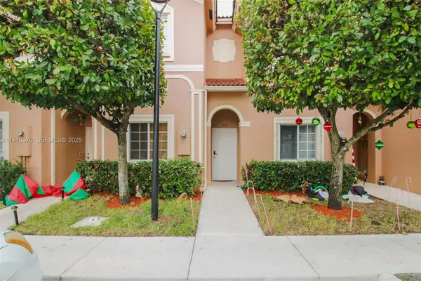7854 Catalina Circle, Tamarac, FL 33321