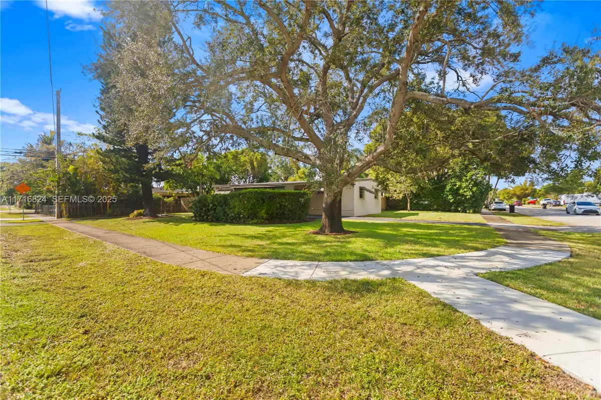3302 SW 15th Court, Fort Lauderdale, FL 33312 - #1