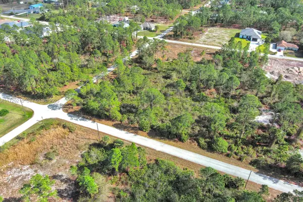 1020 Lake Avenue, Lehigh Acres, FL 33972
