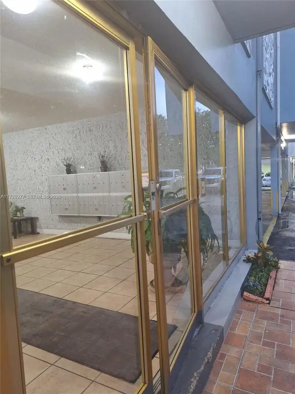 1735 NE 164th Street #G210, North Miami Beach, FL 33162