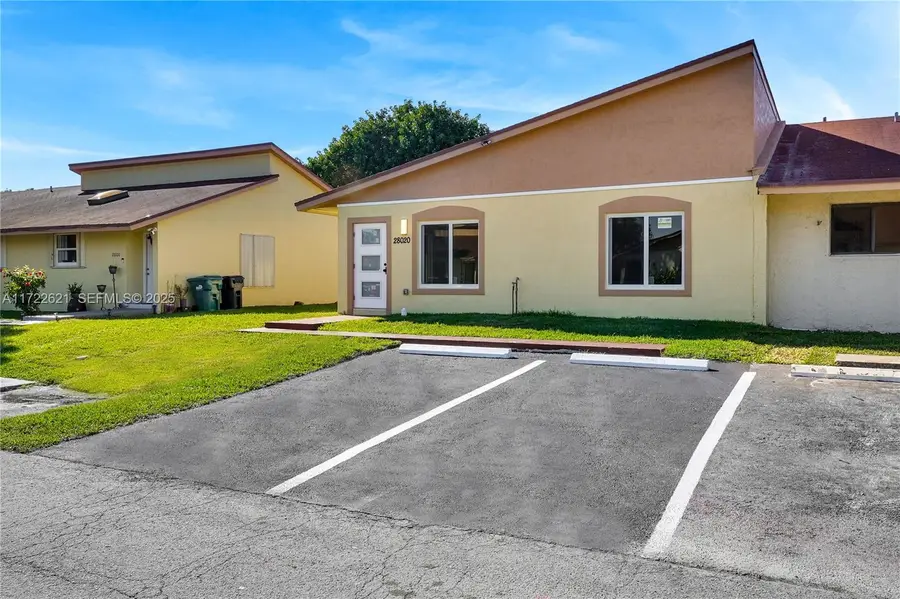 28020 SW 141st Place, Homestead, FL 33033 - #2