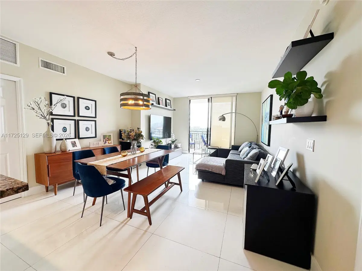 888 S Douglas Road #1210, Coral Gables, FL 33134 - #1