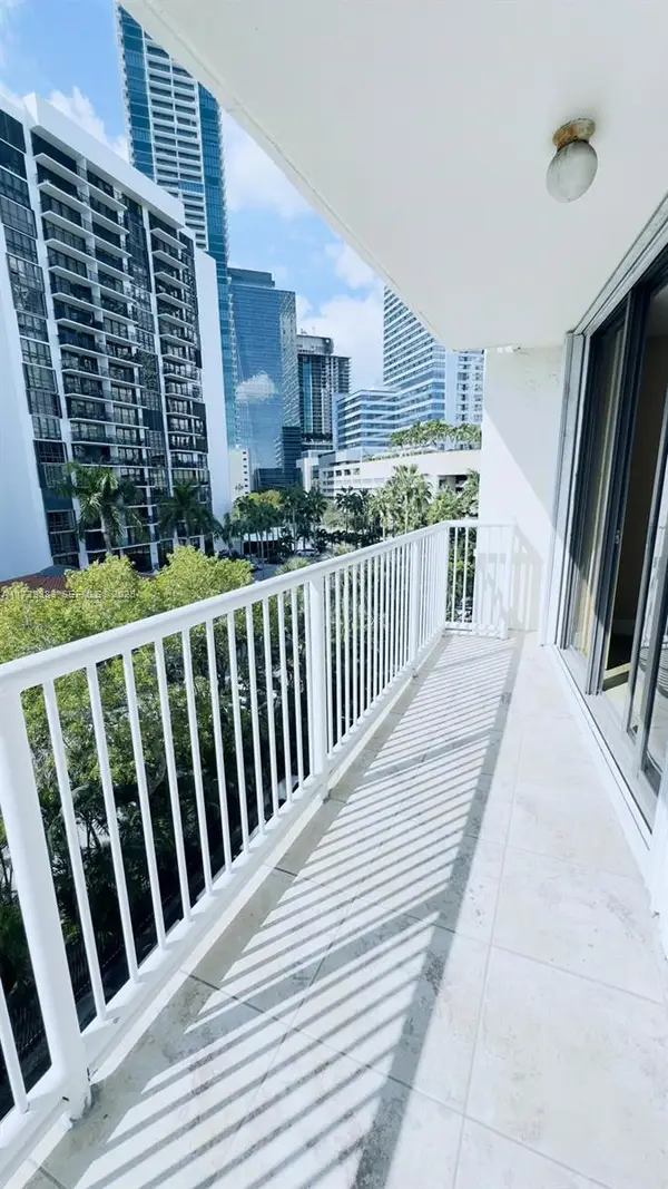 Address Withheld By Seller, Miami, FL 33131