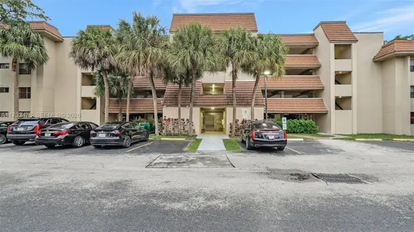 481 Ives Dairy Road #1054, Miami, FL 33179