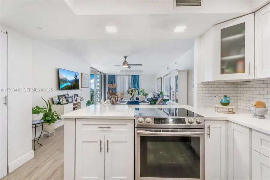 20379 W Country Club Drive #939, Miami, FL 33180 - #2