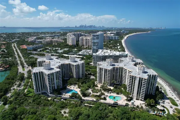 1121 Crandon Boulevard #E904, Key Biscayne, FL 33149