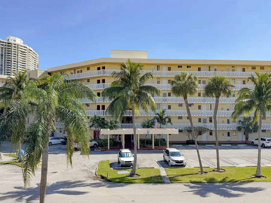 2930 Point East Drive #E109, Aventura, FL 33160 - #3