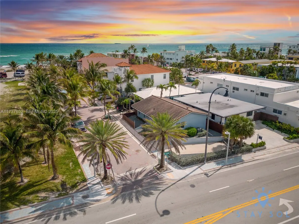 328 Missouri Street, Hollywood, FL 33019 - #1