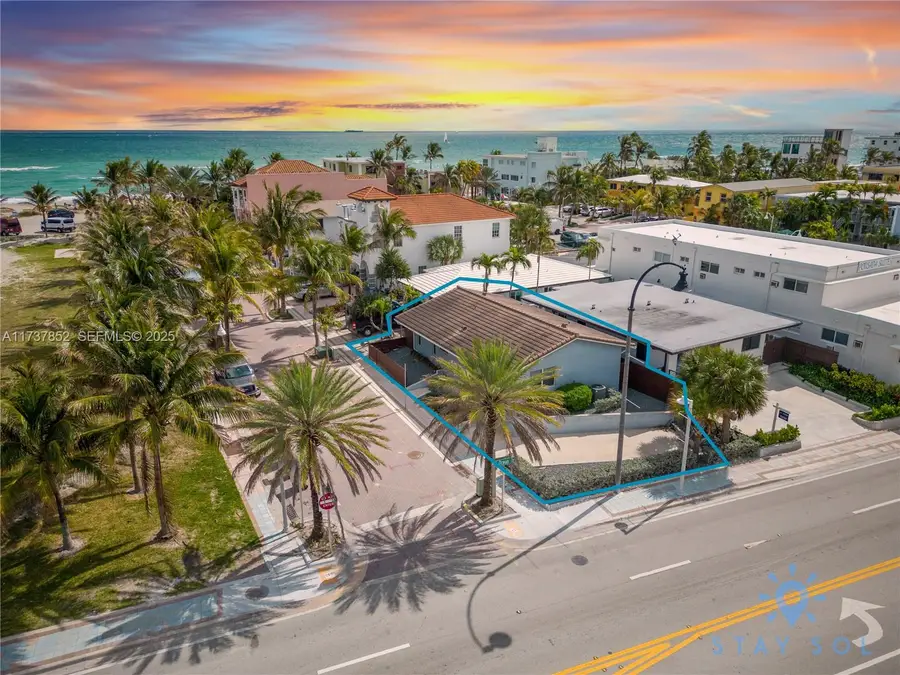 328 Missouri Street, Hollywood, FL 33019 - #2