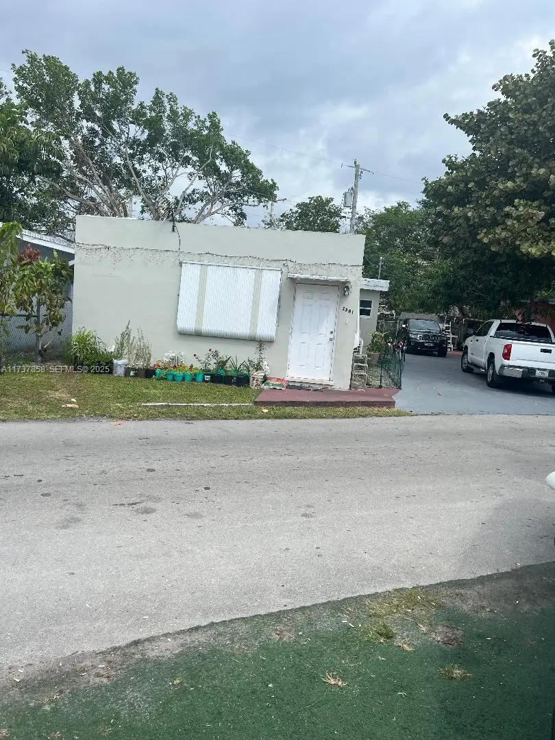 2381 NE 137 Street, North Miami Beach, FL 33181 - #1