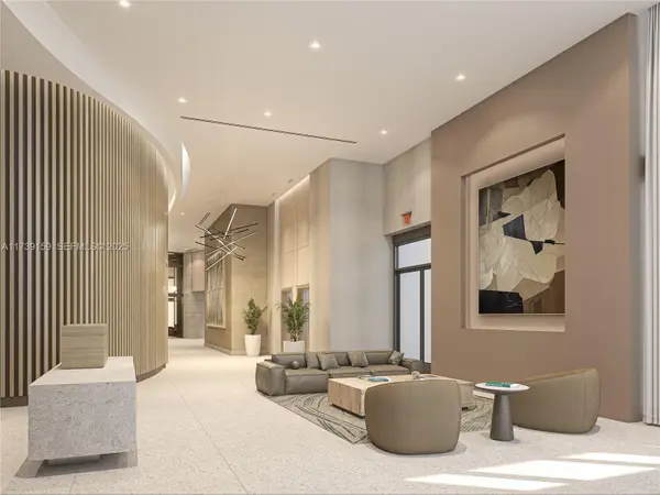 3034 Oak Avenue #404, Coconut Grove, FL 33133