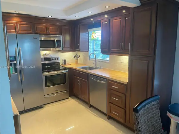 3050 E Sunrise Lakes Drive #324, Sunrise, FL 33322
