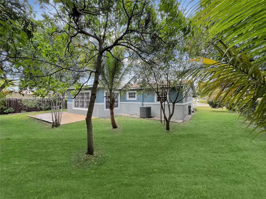 800 NW 176th Terrace, Miami Gardens, FL 33169 - #2
