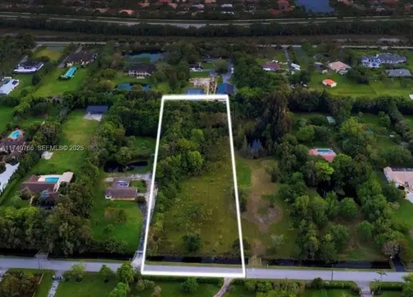 14010 Mustang Trail, Southwest Ranches, FL 33330