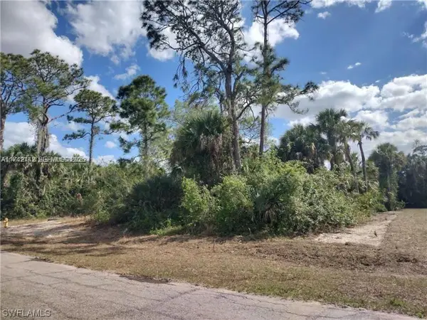 5003 E Hummingbird Drive, Labelle, FL 33935