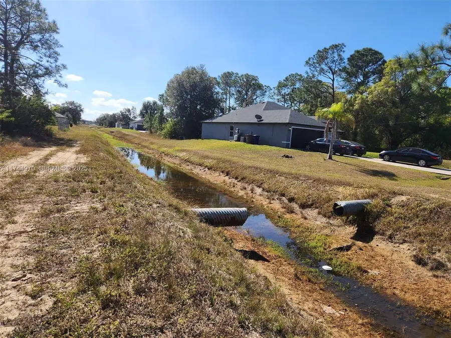 2719 50 W, Lehigh Acres, FL 33971 - #3