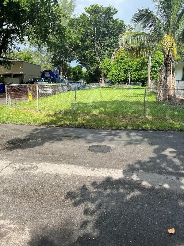 2499 NE 136th Lane, North Miami Beach, FL 33181