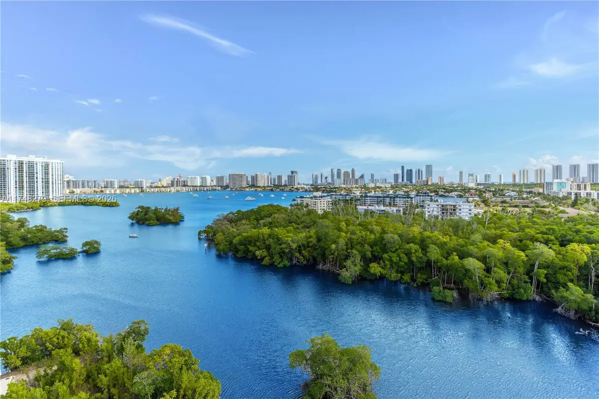 16385 Biscayne Boulevard #1221, North Miami Beach, FL 33160 - #1