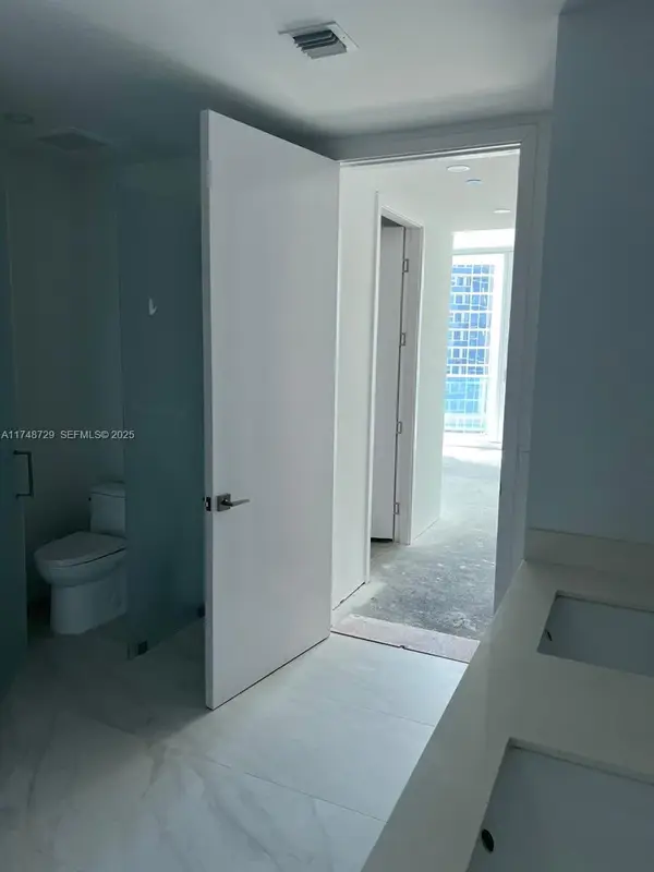 17550 Collins Avenue #1004, Sunny Isles Beach, FL 33160
