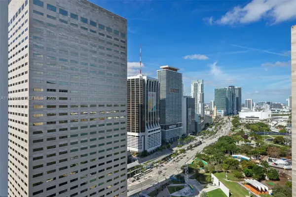 335 S Biscayne Boulevard #2402, Miami, FL 33131