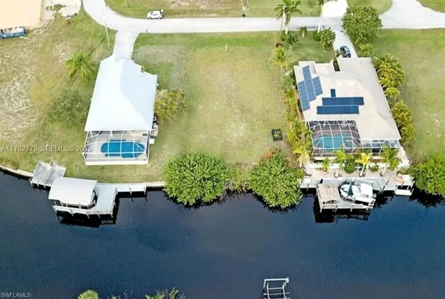 407 NW 33rd Avenue, Cape Coral, FL 33993 - #2