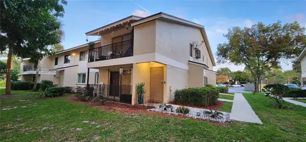 111 Gardens Drive #203, Pompano Beach, FL 33069
