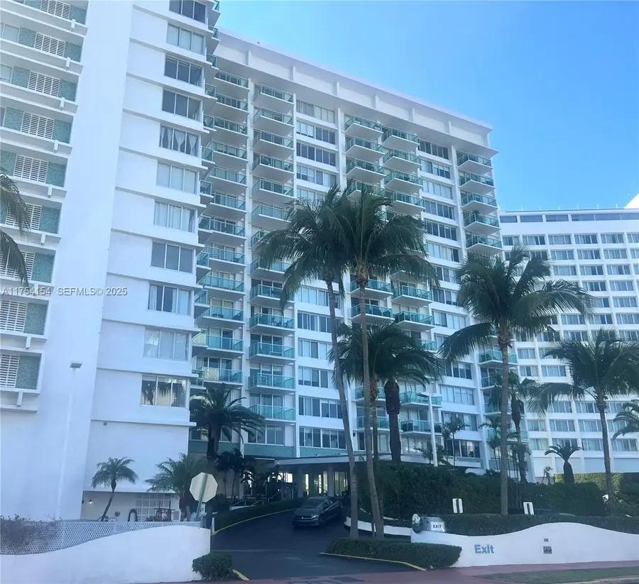 1000 West Avenue #908, Miami Beach, FL 33139 - #2
