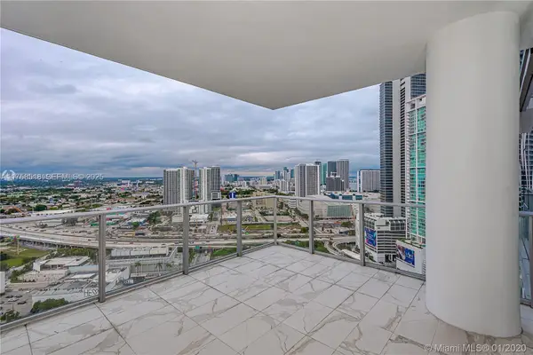 851 NE 1st Avenue #2600, Miami, FL 33132