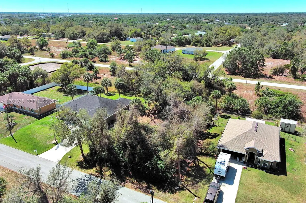 205 Ferdon Circle, Port Charlotte, FL 33954 - #1