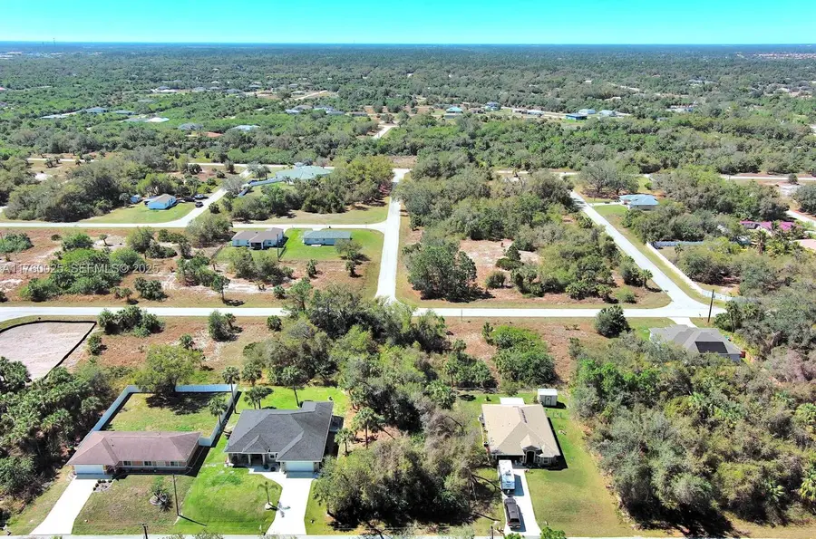 205 Ferdon Circle, Port Charlotte, FL 33954 - #3