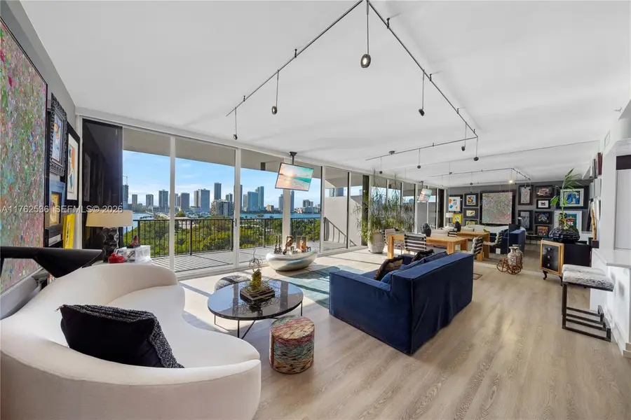 1000 Venetian Way #810, Miami, FL 33139 - #2