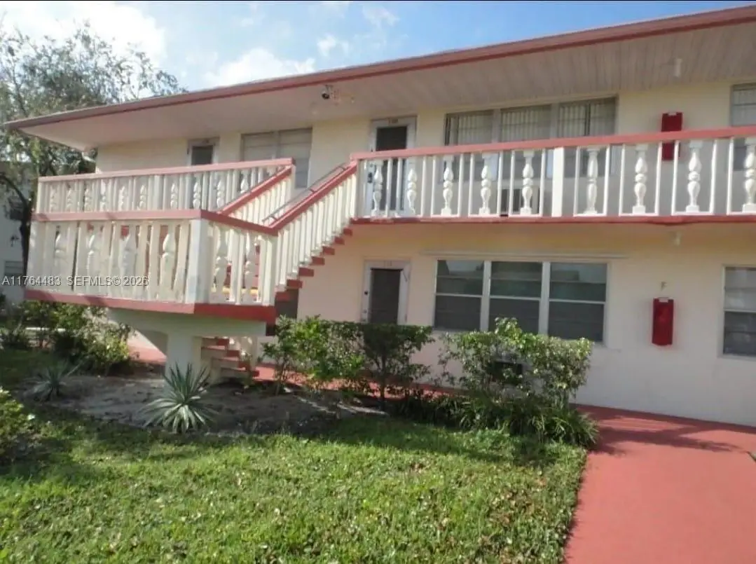 130 Camden F #F, West Palm Beach, FL 33417 - #1