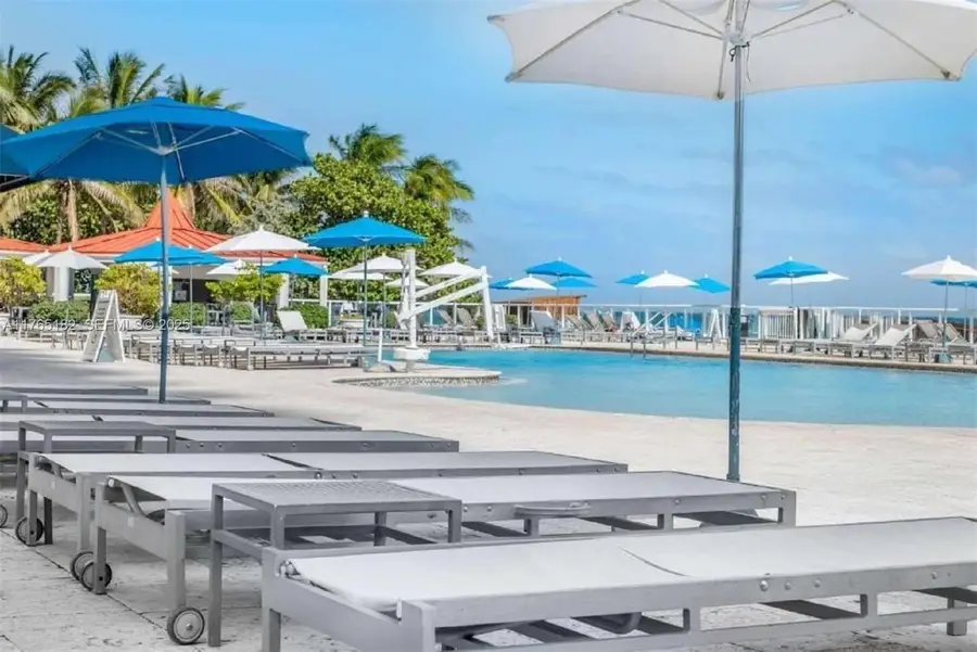 19201 Collins Avenue #1022, Sunny Isles Beach, FL 33160 - #3