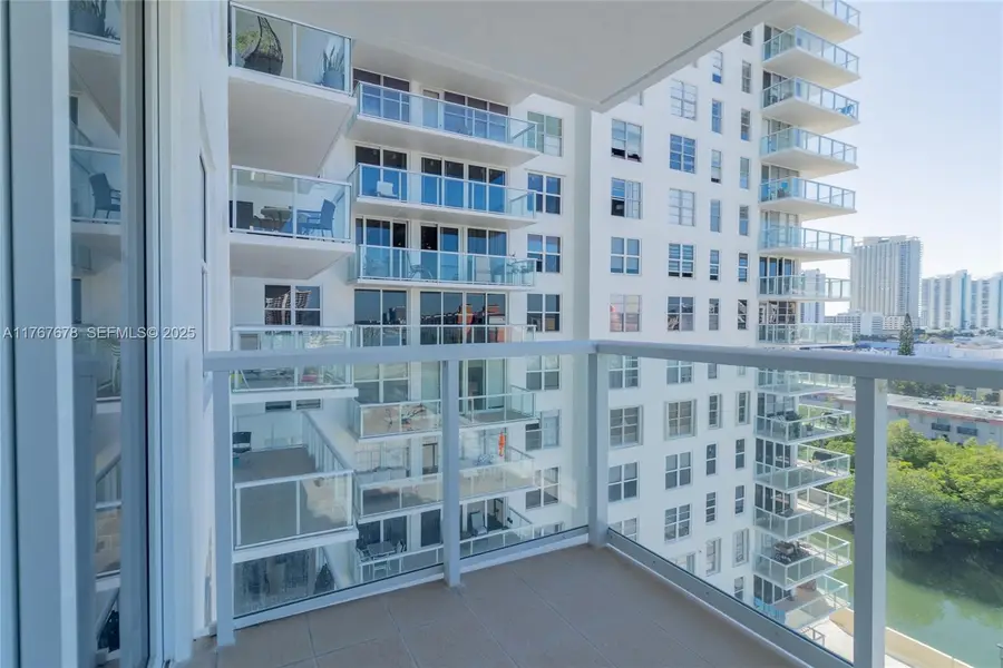 230 174th Street #1015, Sunny Isles Beach, FL 33160 - #2