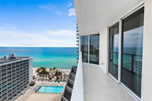 16699 Collins Avenue #1607, Sunny Isles Beach, FL 33160